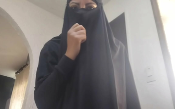 Desi MILF's Sultry Webcam Show: Squirt Orgasm in Hijab & Niqab!